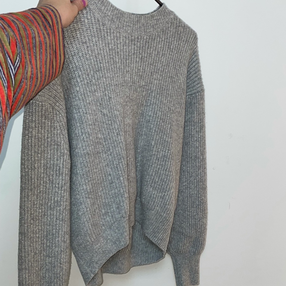Grey knit sweater size medium